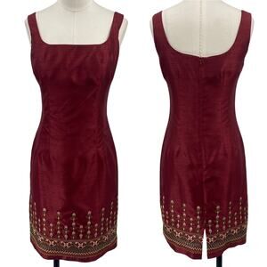 Vintage 90s Embroidered Hem Mini Dress Squareneck Sleeveless Sheath Maroon XS